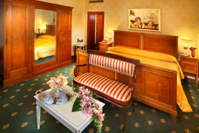 Camera Superior in stile Grand Hotel Plaza a Montecatini Terme