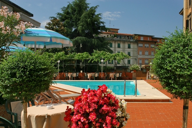 Hotel Plaza Montecatini Terme Piscina Esterna
